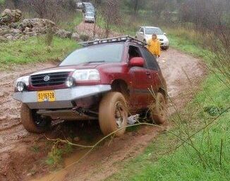 נהיגת בוץ סוזוקי ויטארה