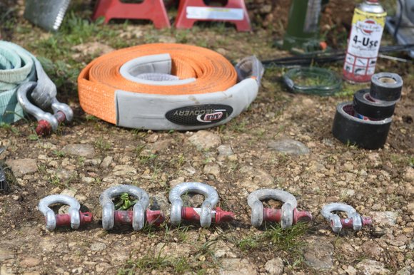 RECOVERY KIT ציוד חילוץ