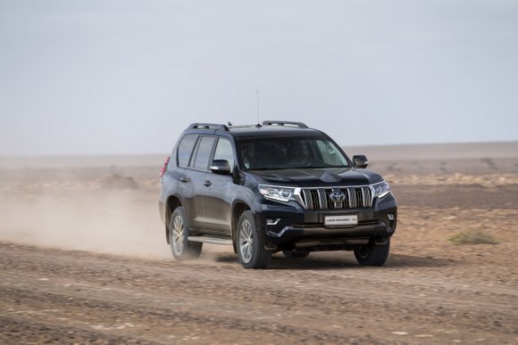 טויוטה לנד קרוזר שטח 4X4 מבחן נמיביה