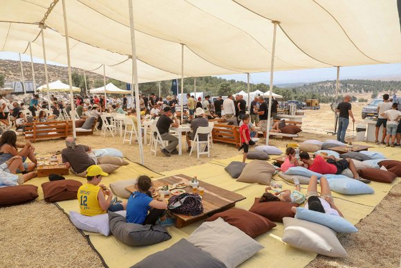 אוהל כינוס התכנסות אנשים צליה