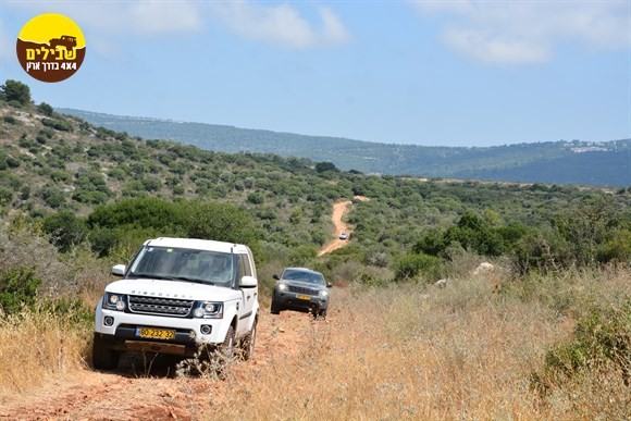 שביל ג'יפים נוף הבריכה הסודית