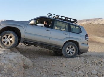 מדרגה טויוטה לארדו