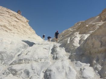 מוסמך שטח 9 מעלה עשוש סלע סלעים קשוח