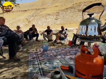 קפה פינג'אן מנוחה אנשים