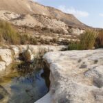 נוף מדבר מים נקיק