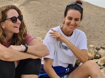 עצמאית בשטח