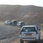 שיירה ג'יפים מעלה עליה