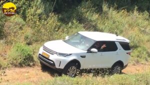 לנדרובר דיסקברי