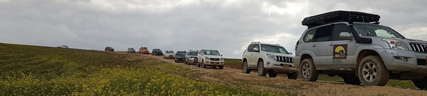 ג'יפים שיירה שביל טויוטה לנד קרוזר