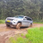 מוסמך שטח 11 ג'יפ גרנד צ'רוקי בוץ ג'יפ גרנד צ'ירוקי