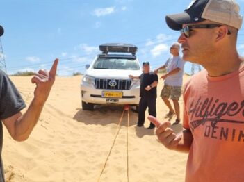 מוסמך שטח 12 חילוץ טויוטה לנדקרוזר