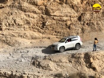 עצמאית בשטח 12-21 מדרגה הכוונה טויוטה לנדקרוזר