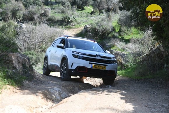 סיטרואן CITROEN C5 AIRCROSS איירקרוס שטח 4X2 הרי ירושלים