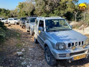 הדרכת נהיגה הר חורשן שיירה ג'יפים סוזוקי ג'ימני