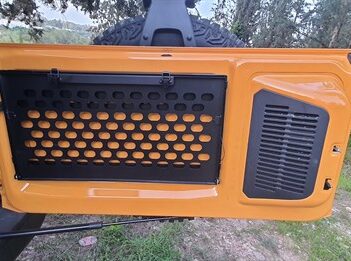 פורד ברונקו 4X4 שולחן דלת