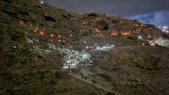 חג הנרות לסבס הקדוש במרסבא – בהובלת רונה רביב
